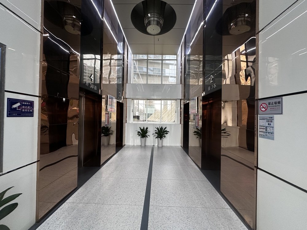 电梯厅1